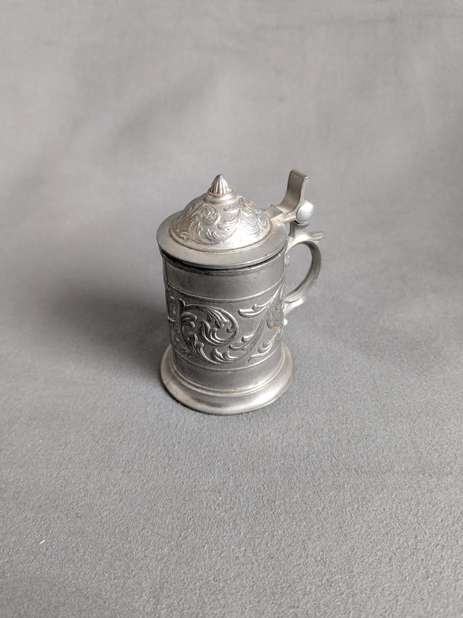 Mini Zinnkrug SKS 95% mit Deckel 6cm – Sammler Puppenstube