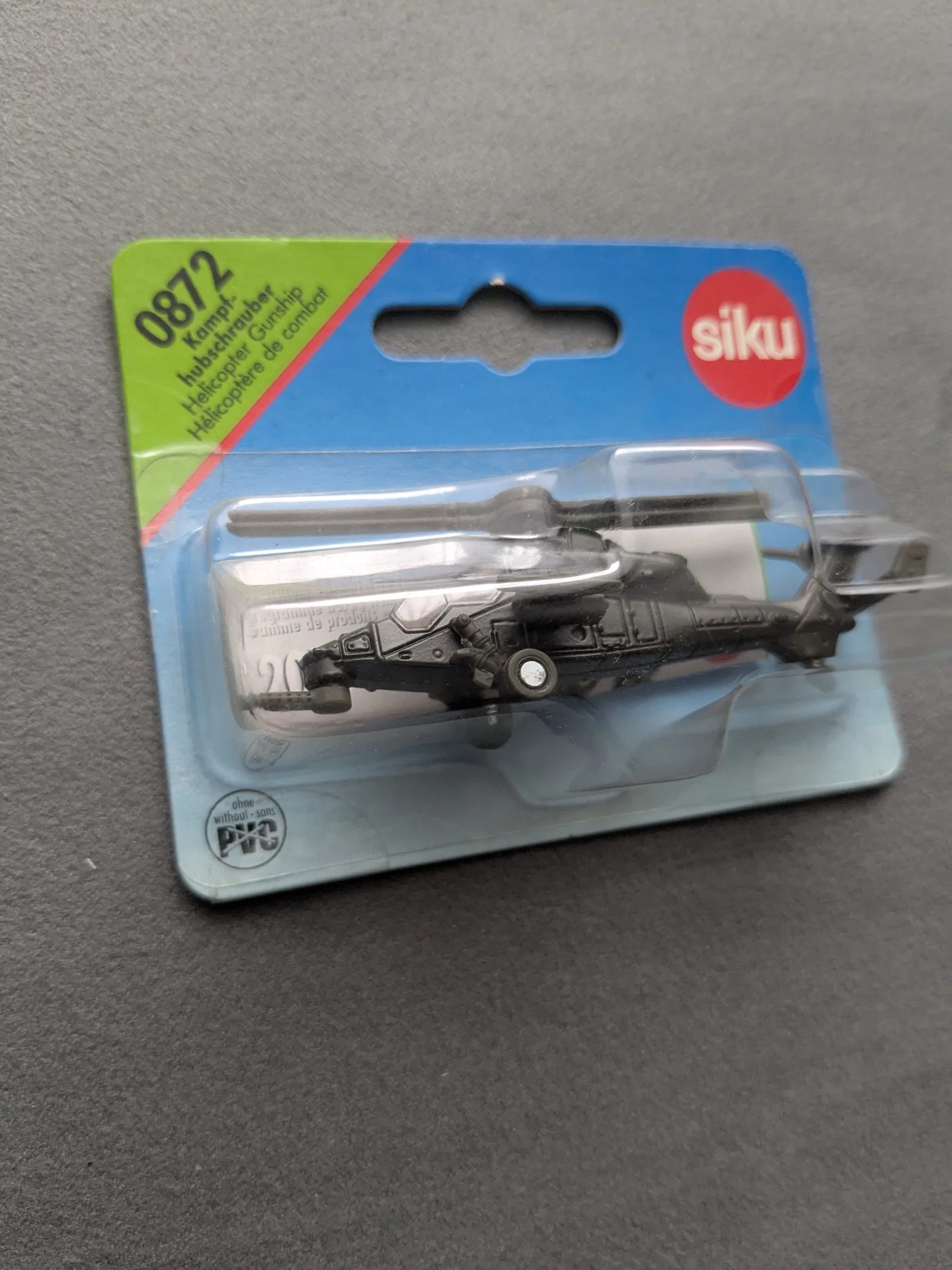SIKU 0872 Kampfhubschrauber Militär Hubschrauber Neu OVP