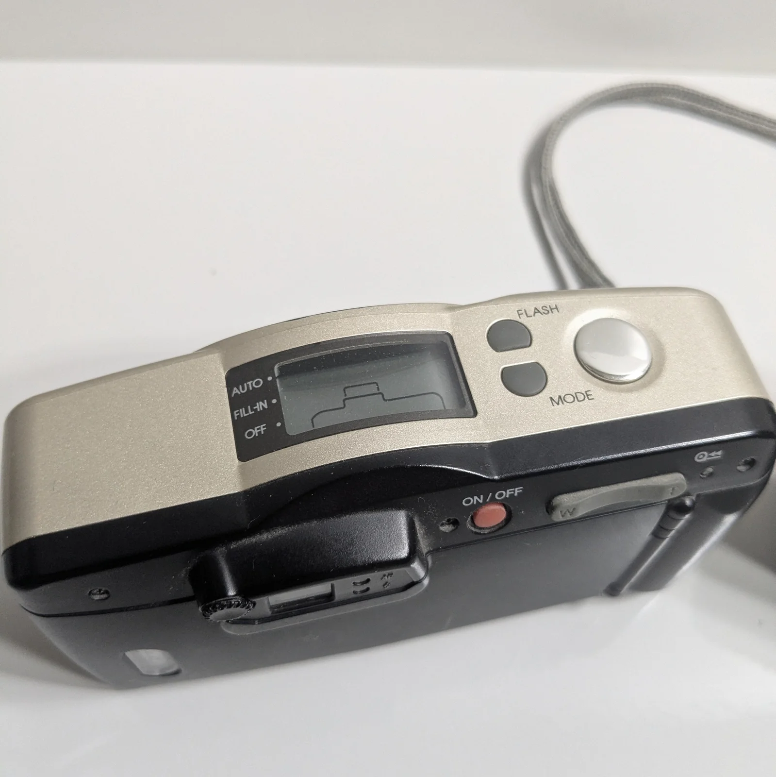 Samsung Fino 105 XL & Traveler AF Mini Date Analogkamera Konvolut