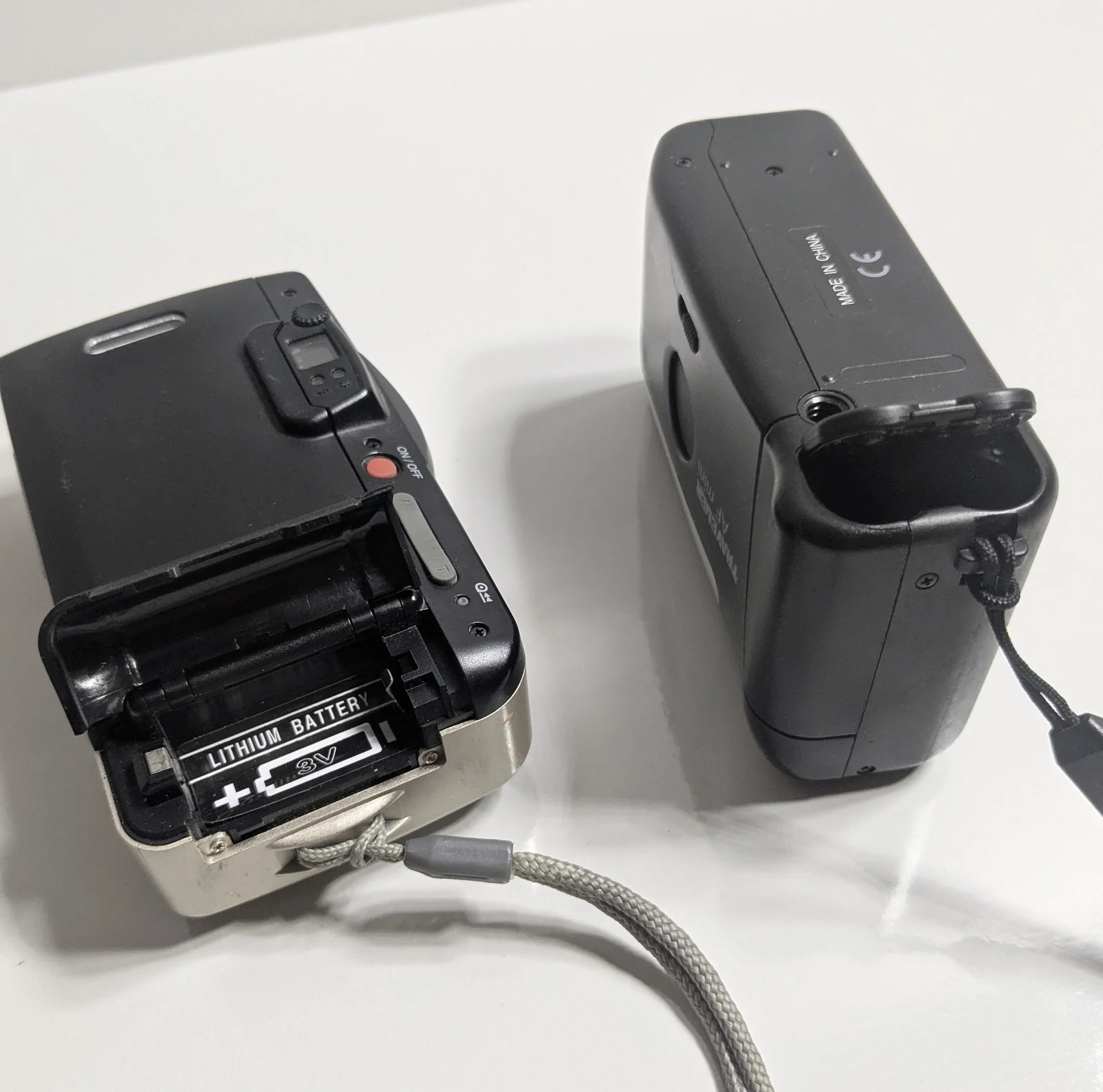 Samsung Fino 105 XL & Traveler AF Mini Date Analogkamera Konvolut