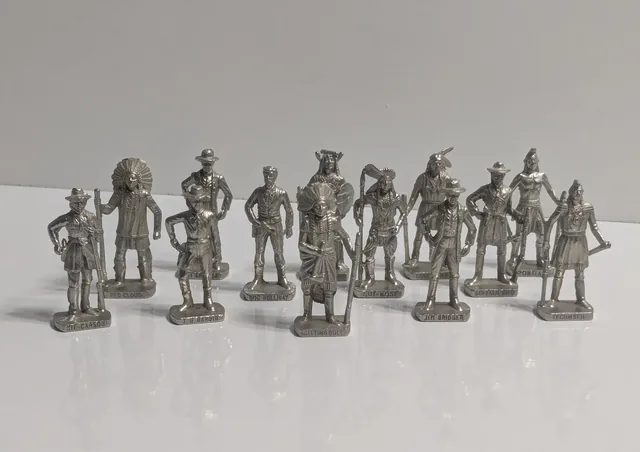 Ferrero Klassik Metalfiguren Silberfarben